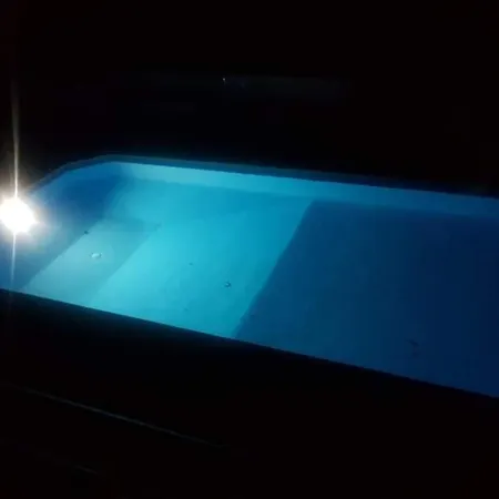 House Πόλη